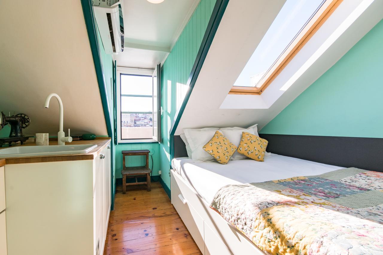Charming Apartments In The Heart Of Lisbon Luaran gambar