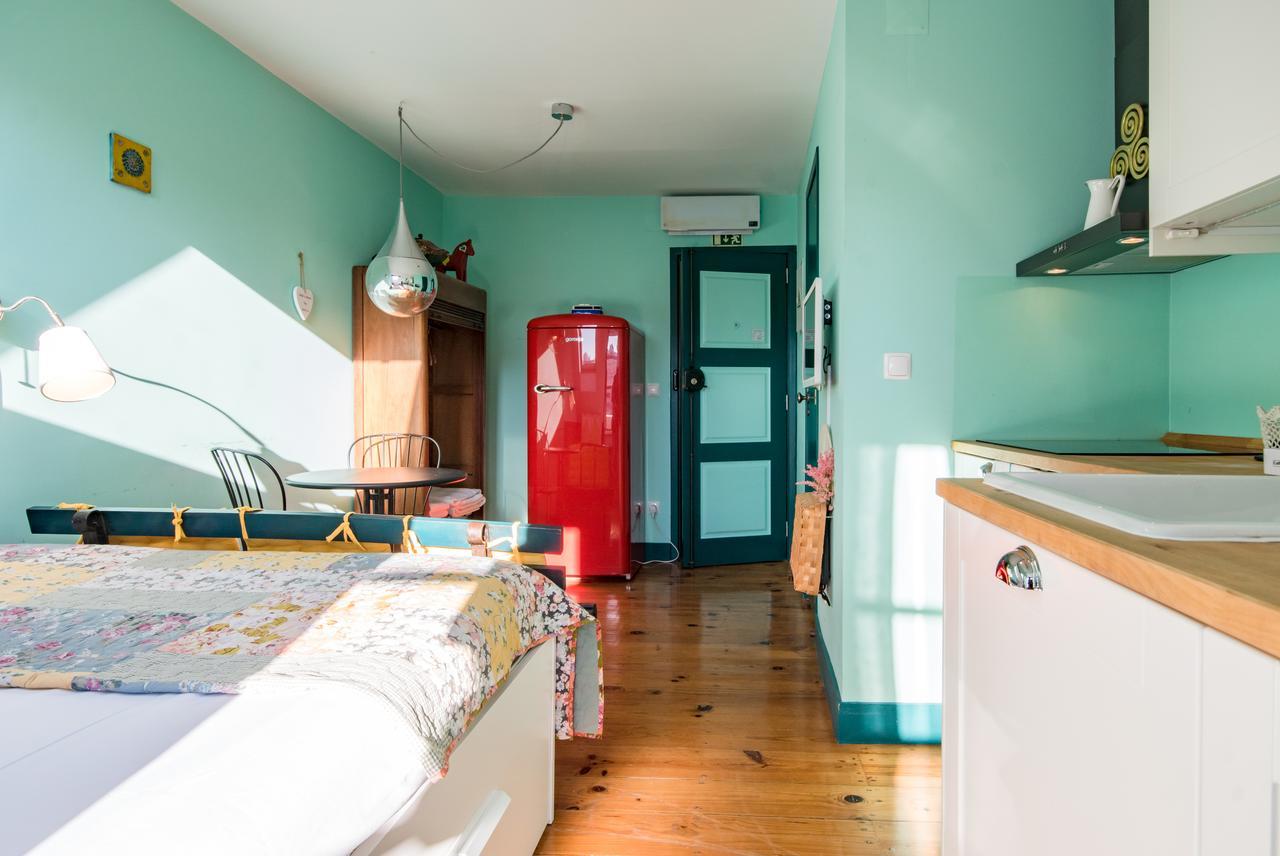 Charming Apartments In The Heart Of Lisbon Luaran gambar