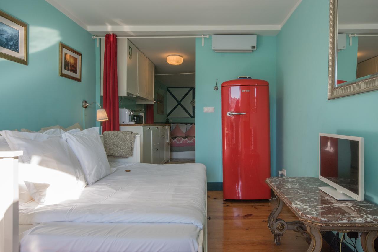 Charming Apartments In The Heart Of Lisbon Luaran gambar